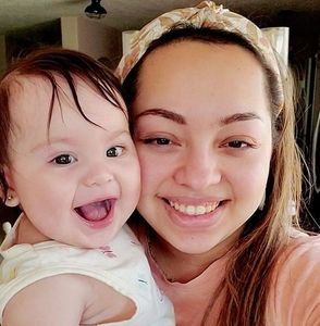 Meet your Posher, Yesenia